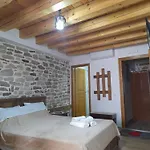 Ani-rooms&food In Old Bazaar,gjirokaster Maison d'hôtes