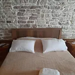 Ani-rooms&food In Old Bazaar,gjirokaster Konukevi Gjirokastër