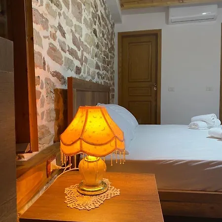 Ani-rooms&food In Old Bazaar,gjirokaster 3* Gjirokaster