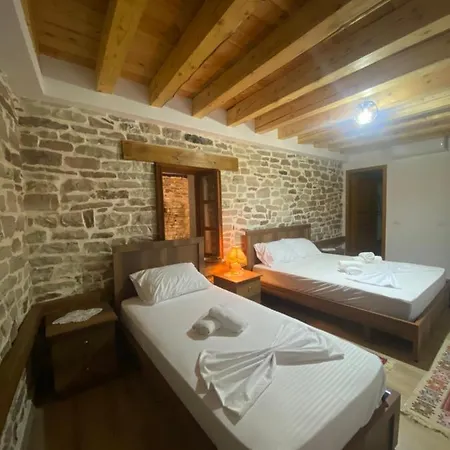 Ani-rooms&food In Old Bazaar,gjirokaster Guest house 3*