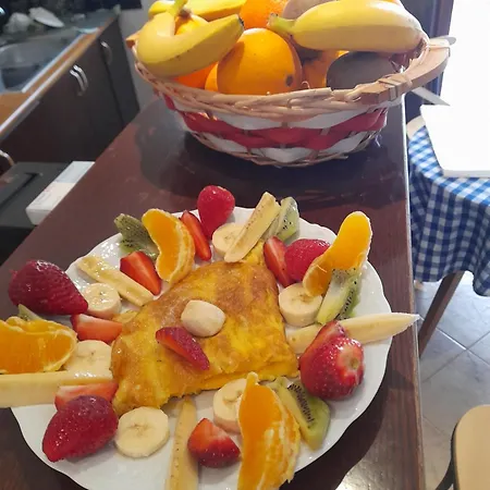 Ani-rooms&food In Old Bazaar,gjirokaster 게스트하우스 3*