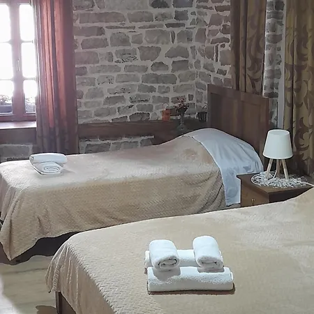 Guest house Ani-rooms&food In Old Bazaar,gjirokaster Gjirokaster