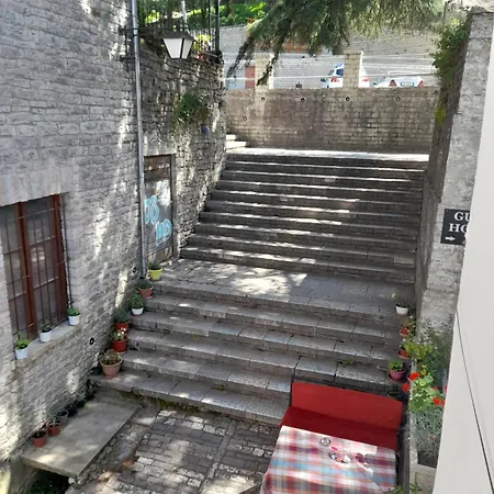 Ani-rooms&food In Old Bazaar,gjirokaster 3*