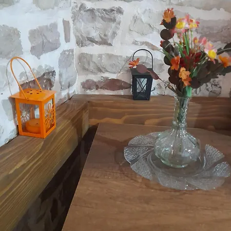 Guest house Ani-rooms&food In Old Bazaar,gjirokaster Gjirokaster
