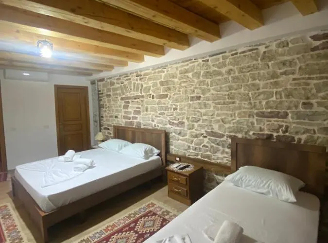 Ani-rooms&food In Old Bazaar,gjirokaster 게스트하우스 Gjirokastër