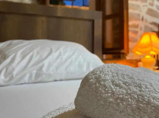 게스트하우스 Ani-rooms&food In Old Bazaar,gjirokaster