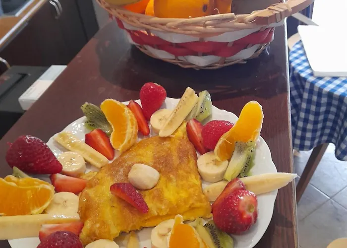 Ani-rooms&food In Old Bazaar,gjirokaster 게스트하우스 3*