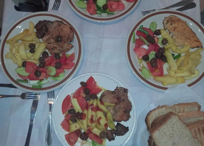 Ani-rooms&food In Old Bazaar,gjirokaster