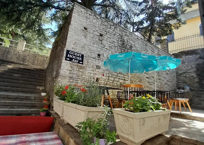 Ani-rooms&food In Old Bazaar,gjirokaster 3*